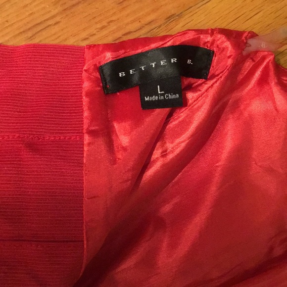 Red strapless dress with sweetheart neckline - Picture 5 of 8